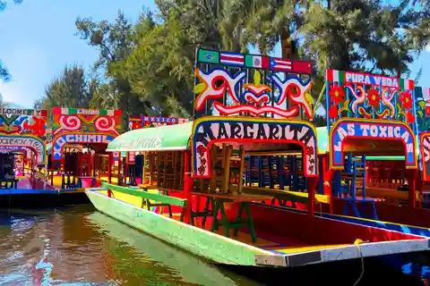 CDMX: Passeio de Trajinera por Xochimilco com tacos, música e bebidas