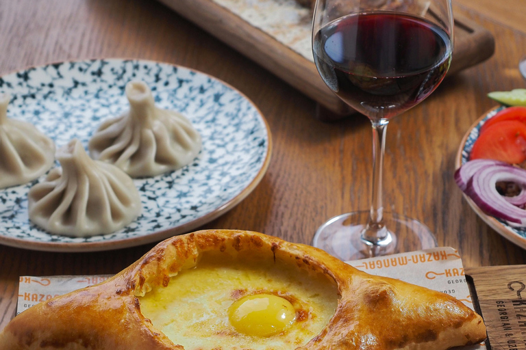 درس خاتشابوري الأجارستاني - تعلم وطهّ واكلدرس طهي جورجيا مع عشاء وعرض رقص