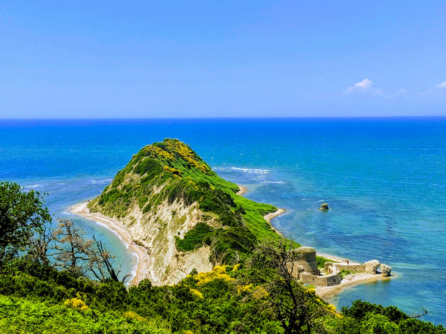 Cape Of Rodon & 4x4 Tour with Duka Winery Visit