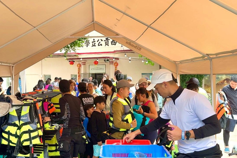 Hong Kong Sai Kung Full Day Snorkelling and Beach Yacht Tour