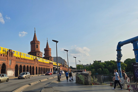 Berlin : visite à vélo de 3,5 heures - Un voyage dans le temps à travers la capitaleBerlin : balade à vélo de 3,5 heures - Un voyage dans le temps à travers la capitale