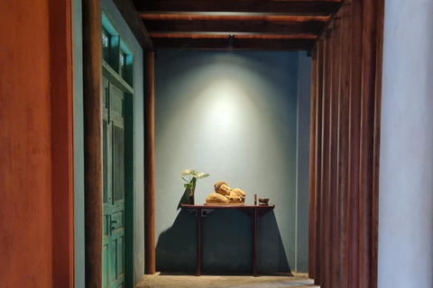 Hoi An: Wood Carving Workshop with Local Craftsmen