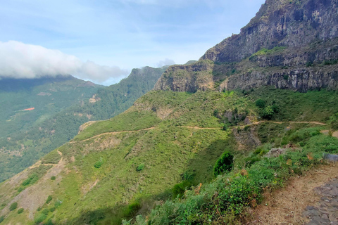 Funchal: Pico Grande Guided Hike with Curral das Freiras Funchal: Pico Grande Guided Hike with Curral das Freiras
