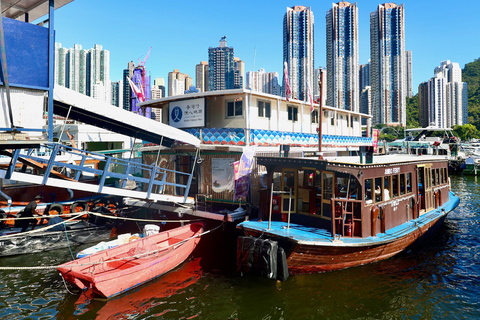 Hong Kong: Sampan Tour, Lamma Island, and Seafood Lunch