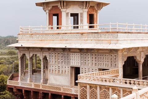 Jaipur, Jodhpur or Jaisalmer Multi-Day Trip with Safari