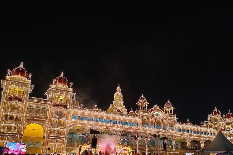 班加罗尔至斯里兰加帕特纳和迈索尔一日游（仅含导游班加罗尔至迈索尔、斯里兰加帕特纳私人导览游（1 天）