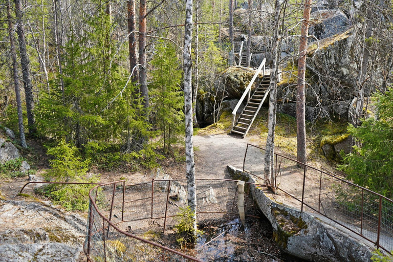 Rovaniemi: Sukulanrakka & Devil's Churns Tour