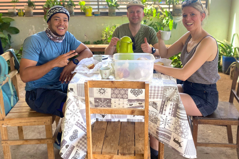 普拉亚：卡拉巴塞拉-老城区徒步之旅，咖啡休息和朗姆酒品尝海滩：卡拉巴塞拉步行-老城区，咖啡休息和朗姆酒品尝