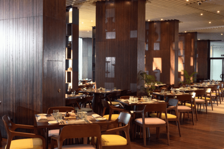 Colombo: Cinnamon Life Grand Buffet met drankje