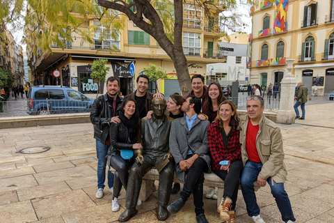 Málaga Bike Tour - Delicias de Vino y TapasVino y tapas - Paseo en bici