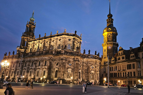 Dresden med en touch av Xmas: Engelsk tur i liten gruppDresden: Historisk stadsvandring med julmarknad