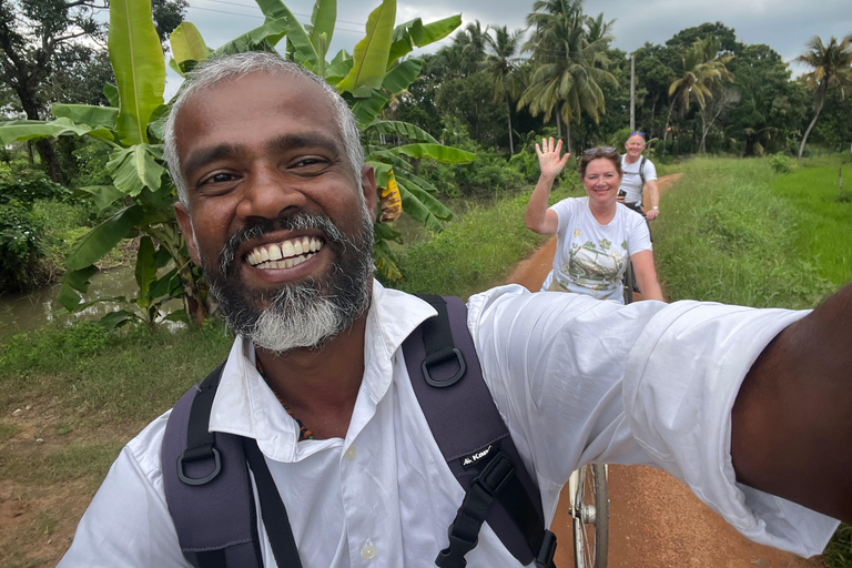 Anuradhapura: Heritage Mountain bike Tour