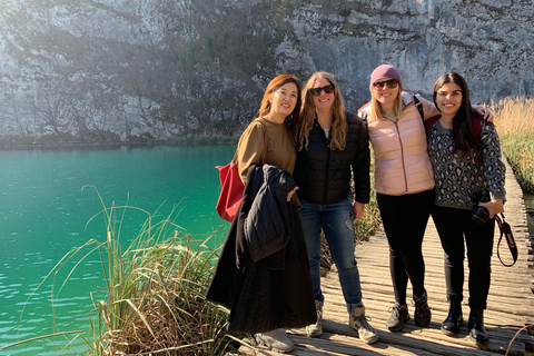 Depuis Zagreb : Lacs de Plitvice avec billet et visite de Rastoke