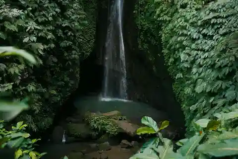 Bali’s Iconic Waterfalls, Rice Terraces & Sunset at La Brisa