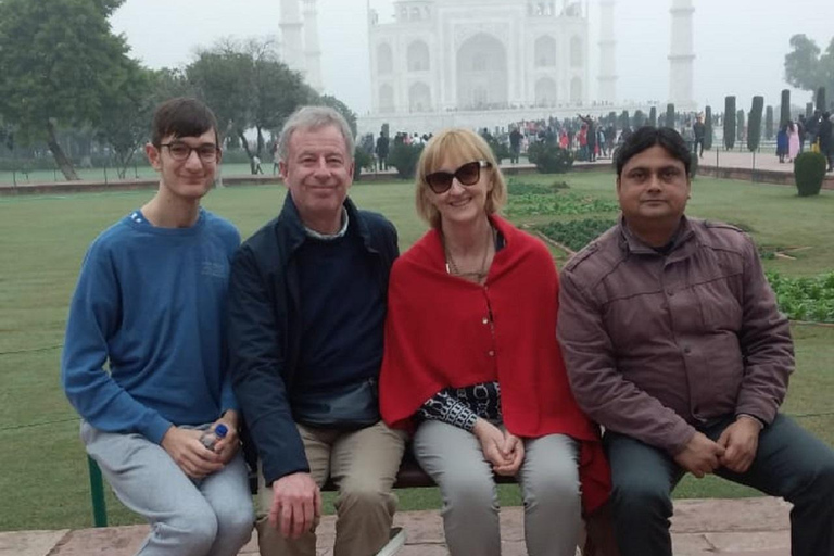 Agra: Agra Fort och Mehtab Bagh Tour