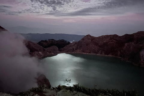 Yogyakarta : reis naar Bromo + Ijen + Merubetiri nationaal park