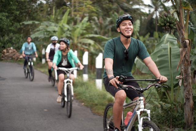 Visit Cycling Tour Silent Story Borobudur in Magelang
