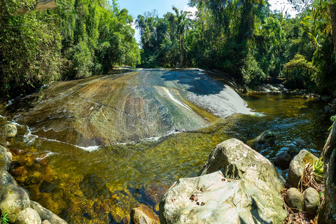 Aventure en Jeep à Paraty : sentier écologique, distillerie et baignade dans la rivièreAventure en Jeep à Paraty : parcours écologique, distillerie et baignade dans la rivièr