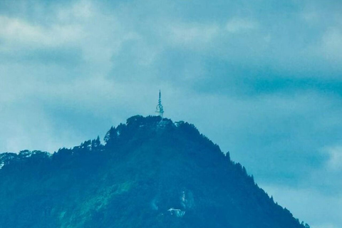 康提：兰博达瀑布和普纳瀑布，以及安布鲁瓦瓦天空塔日落康提：兰博达瀑布和普纳瀑布，以及安布卢瓦瓦天空塔日落之旅