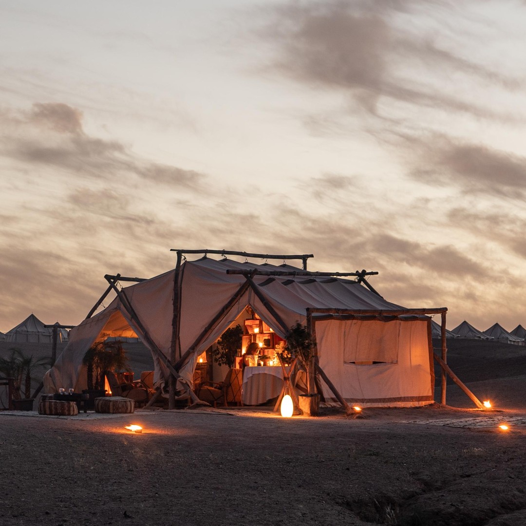 Marrakech : Dîner privé dans le désert d'Agafay avec spectacle de musique et de feu - bivouac