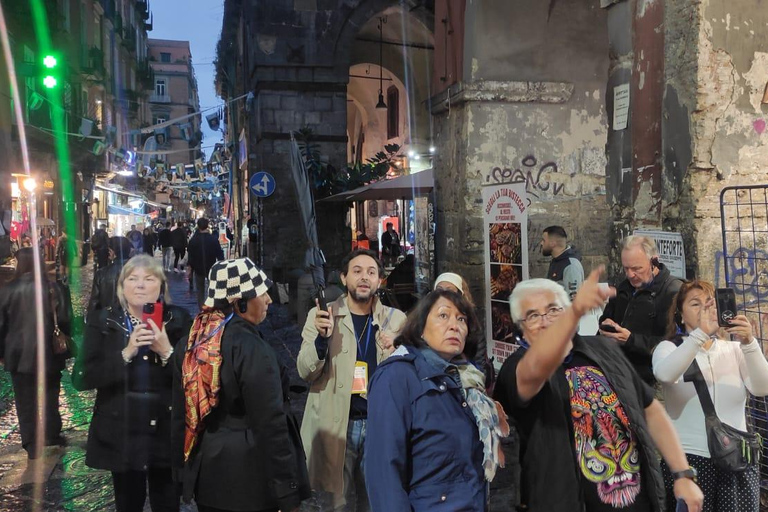 Naples: Walking Tour of Decumans and Spaccanapoli Tour in English