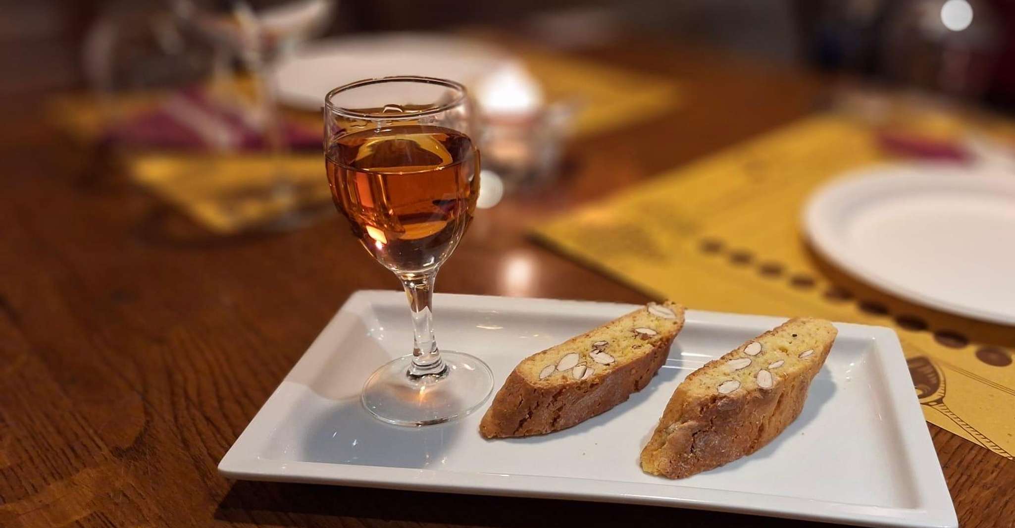 Florence: Wine Windows Walk with Wine Tasting and Appetizers photo 8