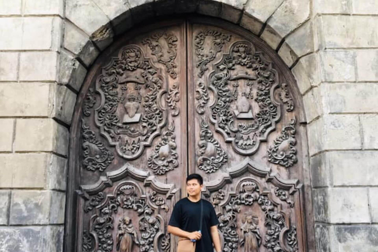 Manila Bike Adventure &amp; Modern Makati Discovery Tour