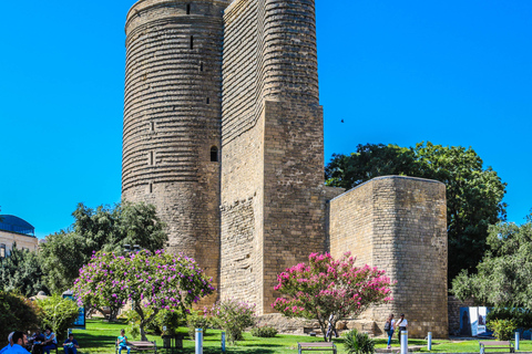 أفضل ما في باكو: جولة في المدينة لمدة 4 ساعات تشمل المعالم التاريخية والحديثة