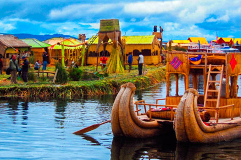 2-day excursion to the Uros Islands