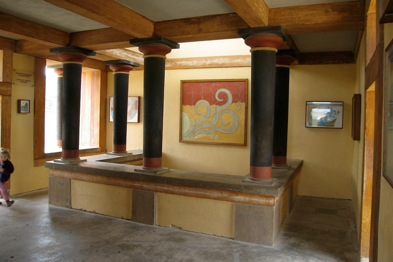 Souda-Bucht: Private Tagestour zum Palast von KnossosSouda Hafen: Private 5-stündige Tour nach Knossos ohne Guide