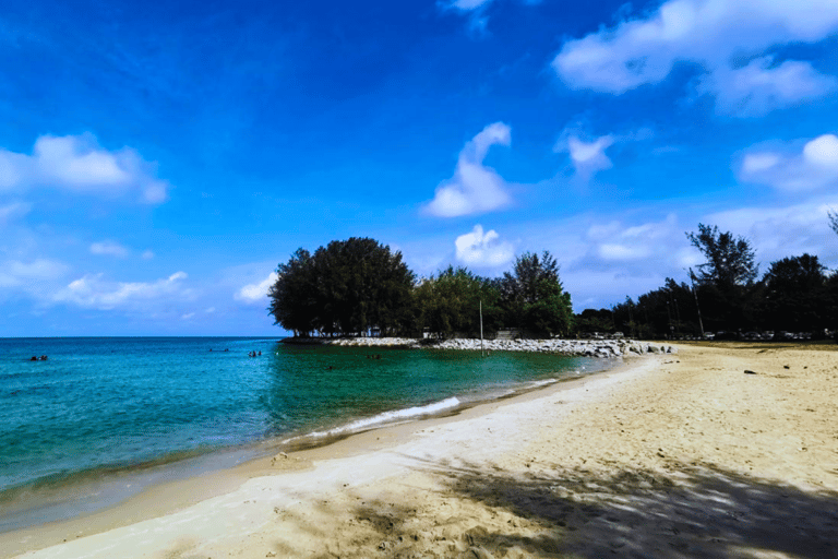 De Kuala Lumpur: excursão a Port Dickson com cruzeiro DragonDe Kuala Lumpur: Excursão a Port Dickson com cruzeiro Dragon Cruise