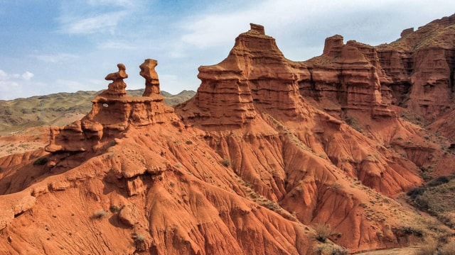 Bishkek: Konorchek Canyons & Issyk-Kul Hot Springs Tour