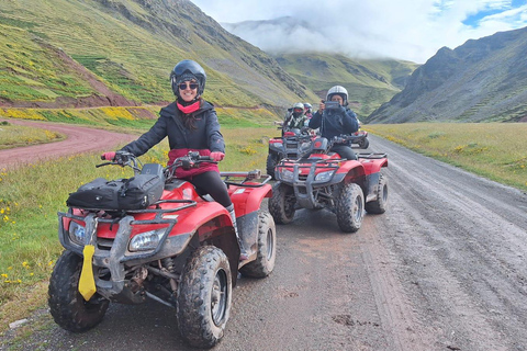 Från Cusco: Färgernas berg och den röda dalen på ATVfrån cusco:Red valley + vinikunka mountain/double seat atv/