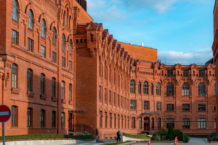 Łódź: Most Remarkable Factory Distric Private Guided Tour Księży Młyn Private Walking Tour (2h)