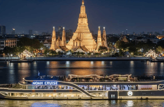 Bangkok: Luxuriöse 6-Sterne-Dinner-Bootsfahrt auf dem Fluss Chaophraya
