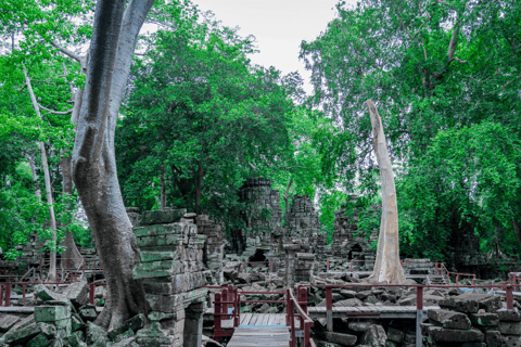 Banteay Chhmar: Journey to Khmer Fortress in the Jungle