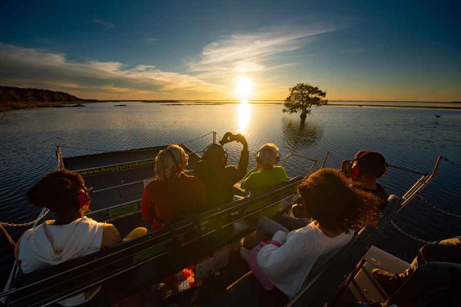 Kissimmee: Boggy Creek Sunset Airboat Tour. Foto: GetYourGuide