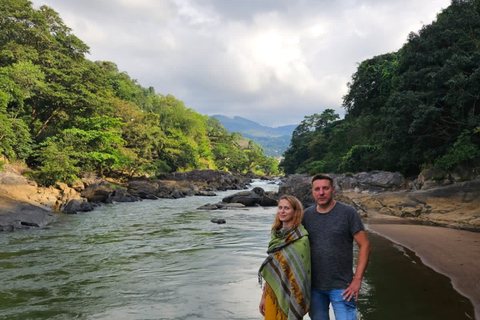 Kandy: Customizable Temples, Artisan Crafts & cultural Show Van