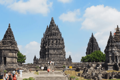 Prambanan, il tempio nascosto e la rappresentazione del balletto Ramayana