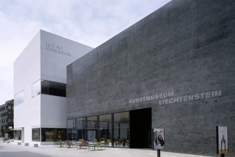 München: Tagestour nach Zürich, Lindau, Österreich und Liechtenstein.