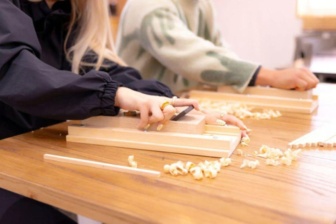 Osaka: Chopstick-Making Workshop with Local Instructor