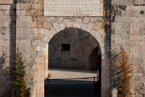 Menorca: La Mola, Isabel II Fortress