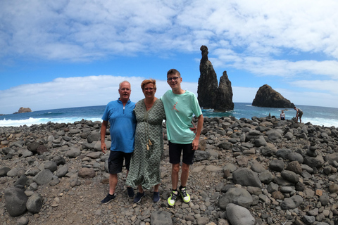 Tour Privado Piscinas Naturais e Cascatas do Porto Moniz