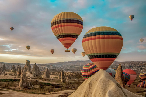 Skybound Serenity - Exclusive Balloon Watching Experience!