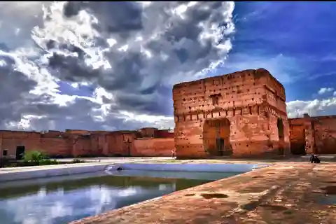 From Agadir: Marrakech Guided Trip with Licensed Tour Guide