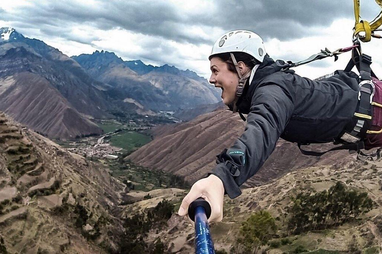 Cusco from the Heights: Zipline in the Sacred ValleyCusco dall&#039;alto: Zipline nella Valle Sacra