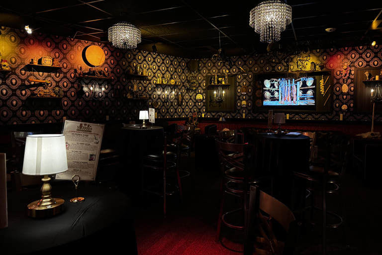 Las Vegas: Strip Walking Tour With Local Guide & Tips Las Vegas: Private Strip Tour With Local & Smart Planning