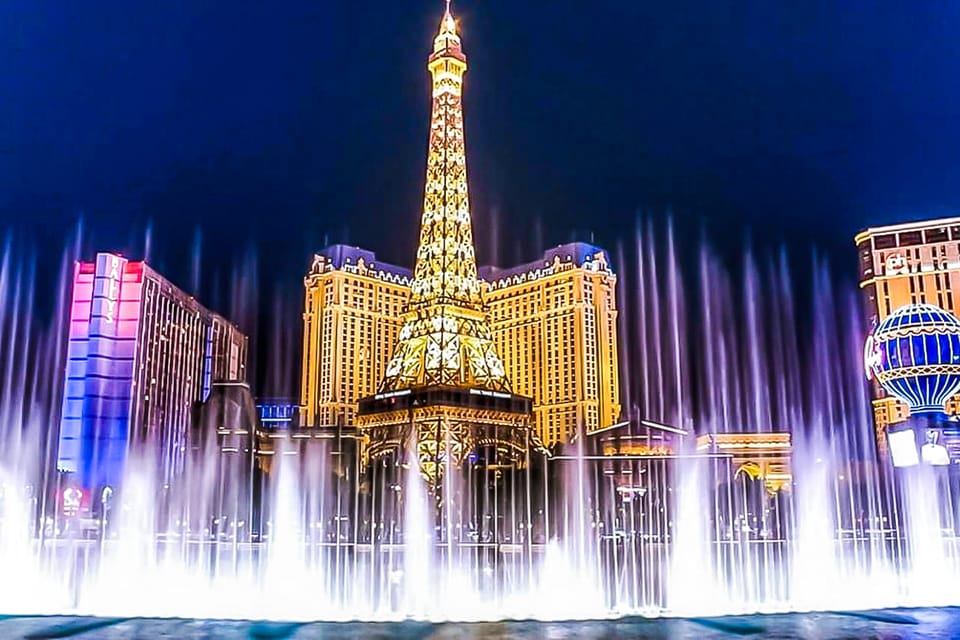 Las Vegas: entrada al mirador de la Torre Eiffel