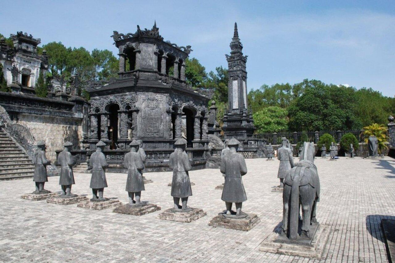 Hue: Perfume River Cruise with Thien Mu Pagoda & Tombs