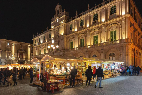 Mágica Navidad en Catania: Recorrido privado de luces, belenes y sabores sicilianos